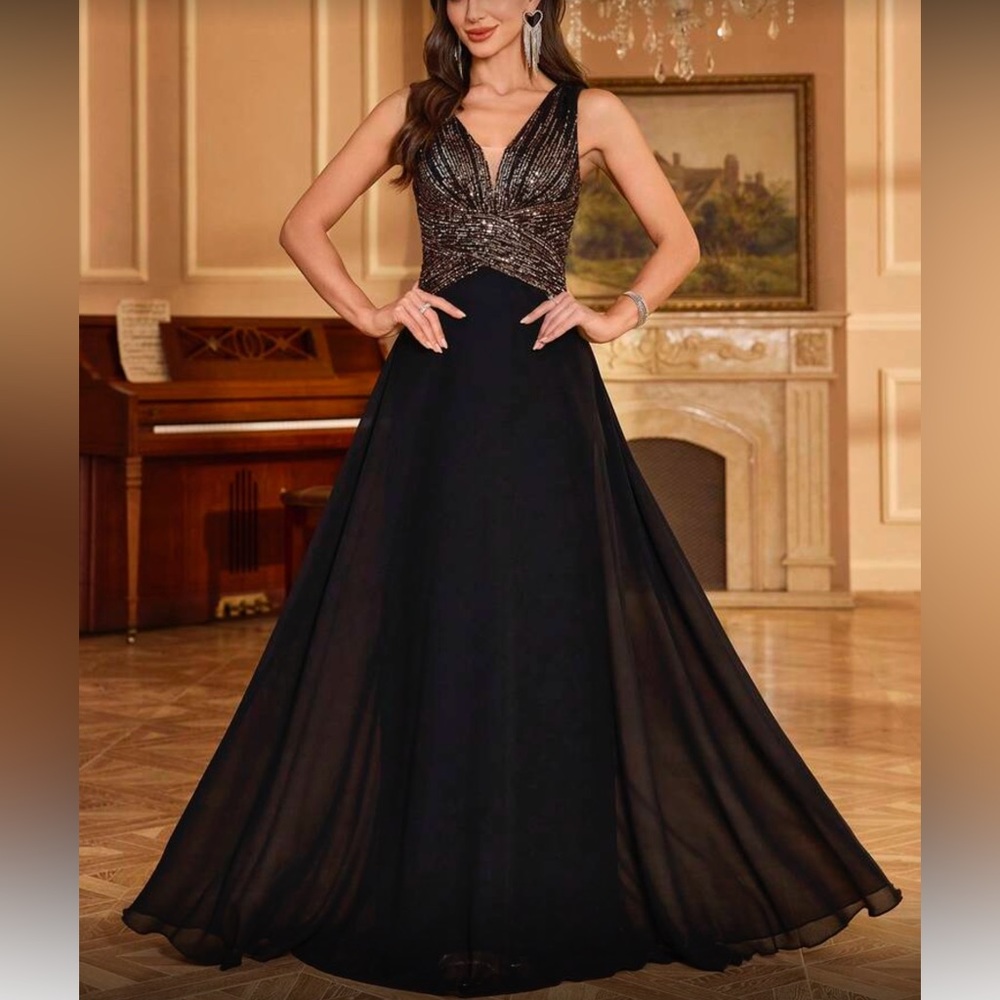 Elegant Black Evening Gown